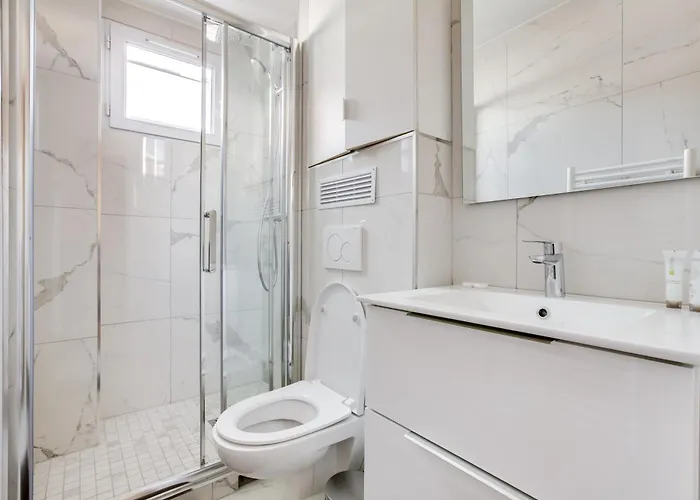 Apartment Volontaire Paris